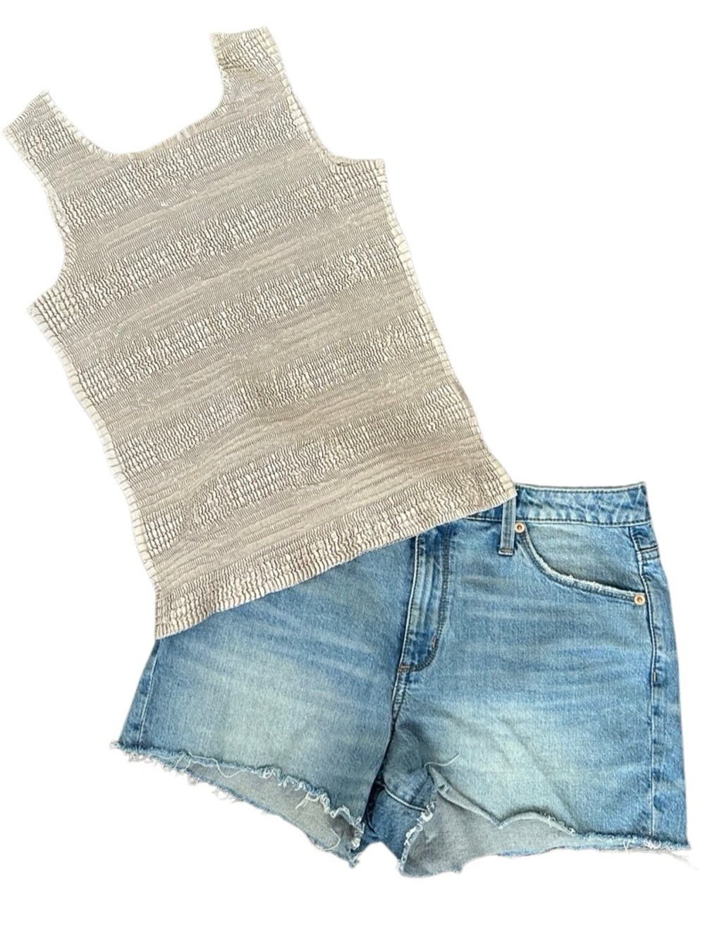 Universal Thread High Rise Shortie Shorts and Stretch Tank Set. Size Large